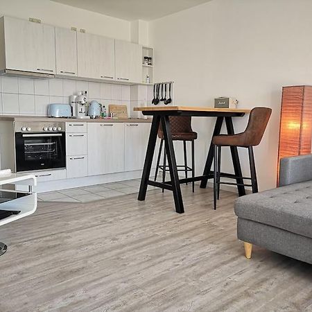 Surforama De Feine Stuuv In Orth Mit Meerblick Fehmarn Exterior foto